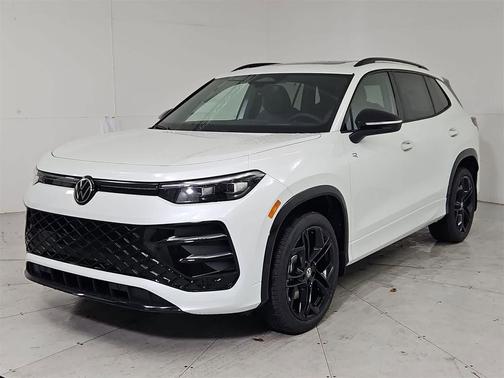 2025 Volkswagen Tiguan 2.0T SE R-Line Black 4MOTION