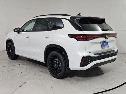 2025 Volkswagen Tiguan 2.0T SE R-Line Black 4MOTION