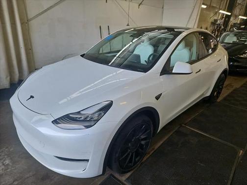 2023 Tesla Model Y Long Range Dual Motor All-Wheel Drive