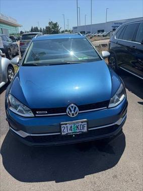 2017 Volkswagen Golf Alltrack TSI SE