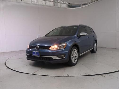 2017 Volkswagen Golf Alltrack TSI SE