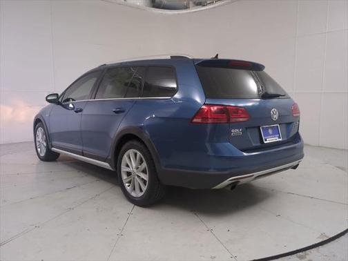 2017 Volkswagen Golf Alltrack TSI SE