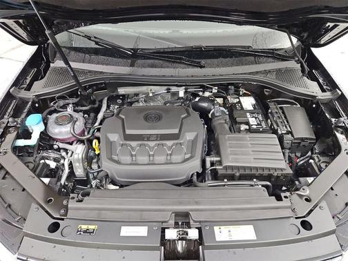 2024 Volkswagen Tiguan 2.0T SE 4MOTION