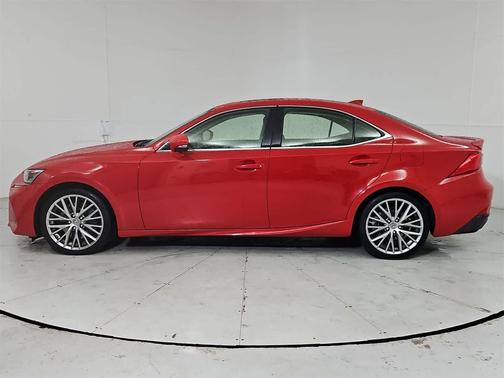 2018 Lexus IS 300 Base