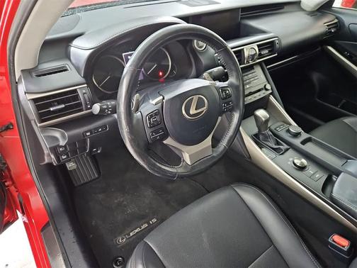 2018 Lexus IS 300 Base