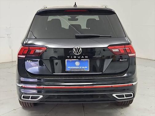 2022 Volkswagen Tiguan 2.0T SEL R-Line 4MOTION