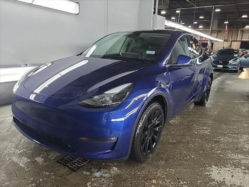 2023 Tesla Model Y Long Range Dual Motor All-Wheel Drive