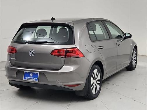 2016 Volkswagen e-Golf SE