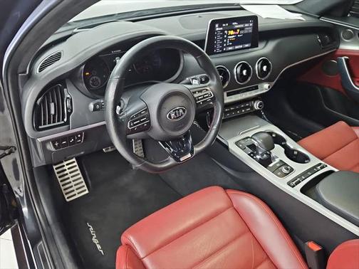 2019 Kia Stinger GT2