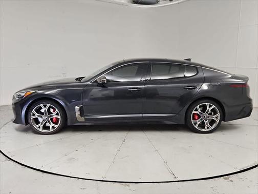 2019 Kia Stinger GT2
