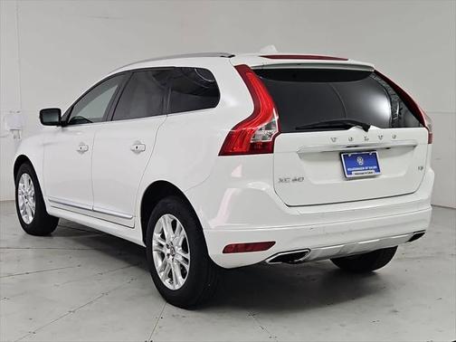 2015 Volvo XC60 T5 Premier