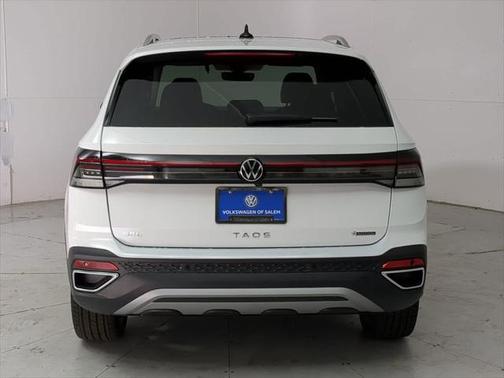 2025 Volkswagen Taos 1.5T SEL