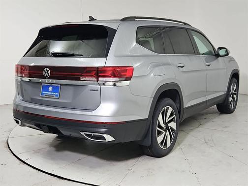 2026 Volkswagen Atlas 2.0T SE w/Technology 4MOTION