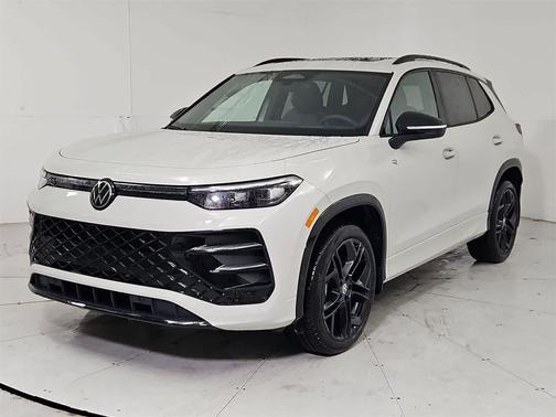 2026 Volkswagen Tiguan 2.0T SE R-Line Black 4MOTION