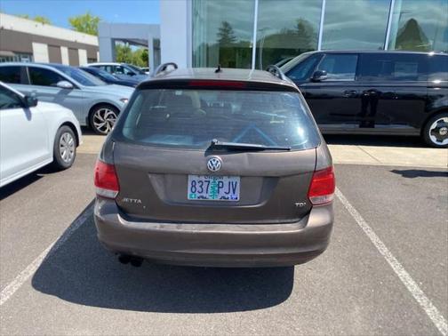 2011 Volkswagen Jetta SportWagen TDI