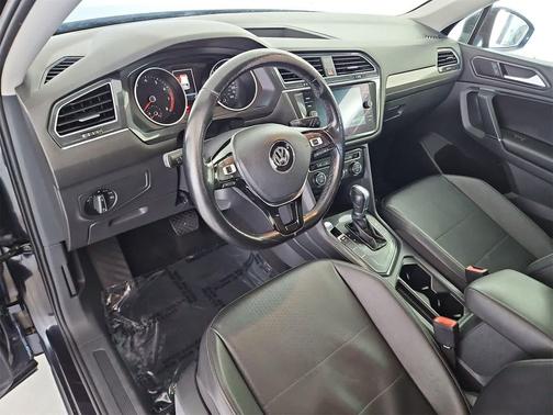 2018 Volkswagen Tiguan 2.0T SE