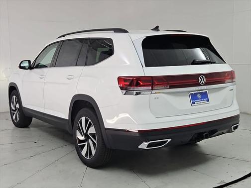 2025 Volkswagen Atlas 2.0T SE w/Technology 4MOTION