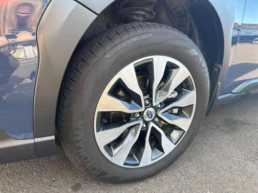 2023 Subaru Outback Touring