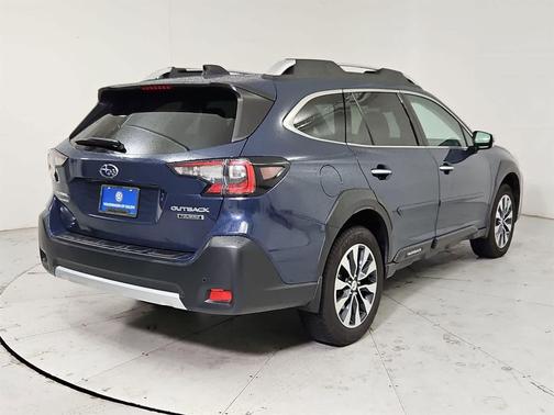 2023 Subaru Outback Touring