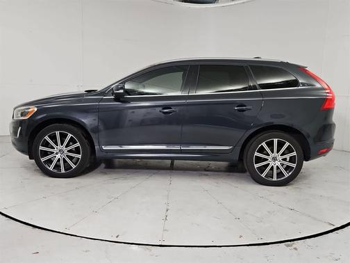 2015 Volvo XC60 T5 Platinum