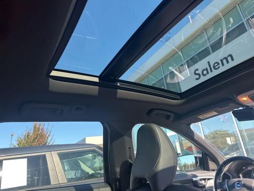 2015 Volvo XC60 T5 Platinum