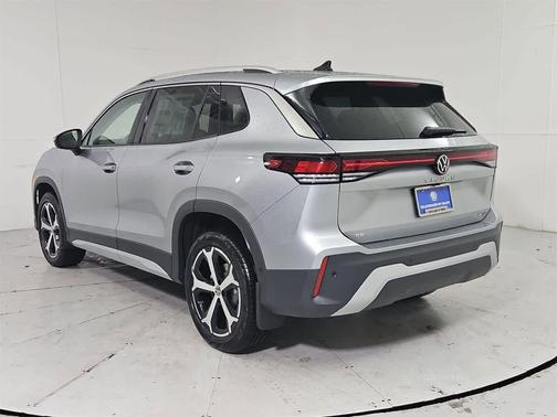 2025 Volkswagen Tiguan 2.0T SE 4MOTION