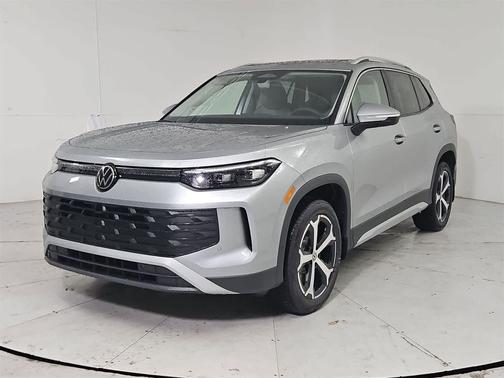 2025 Volkswagen Tiguan 2.0T SE 4MOTION