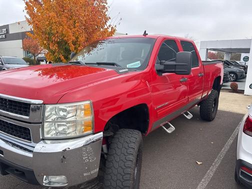 2009 Chevrolet Silverado 2500 LT Crew Cab