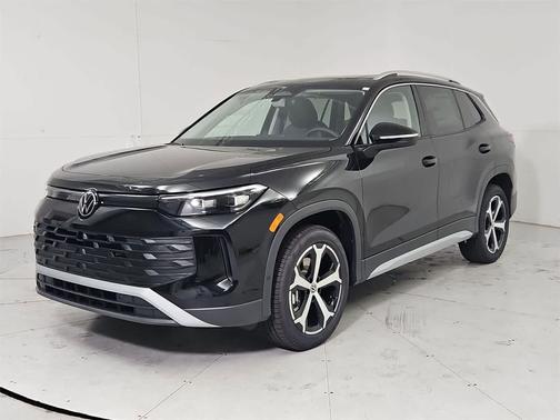 2025 Volkswagen Tiguan 2.0T SE 4MOTION