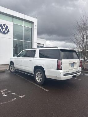 2017 GMC Yukon XL SLE