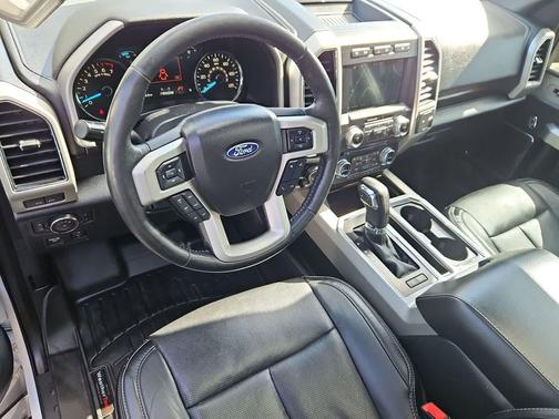 White Platinum Metallic Tri-Coat 2018 Ford F-150 Lariat