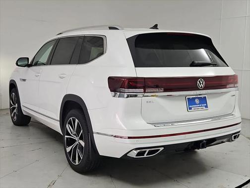 2025 Volkswagen Atlas 2.0T SEL Premium R-Line 4MOTION