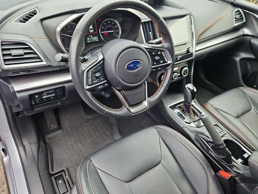 Ice Silver Metallic 2022 Subaru Crosstrek Limited