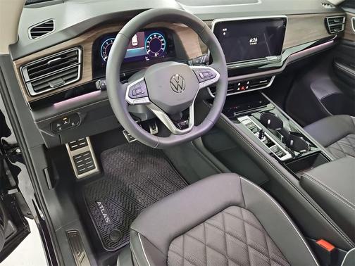 2026 Volkswagen Atlas 2.0T SEL Premium R-Line 4MOTION