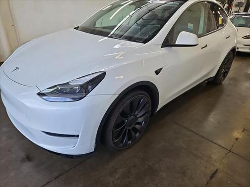 2022 Tesla Model Y Performance Dual Motor All-Wheel Drive