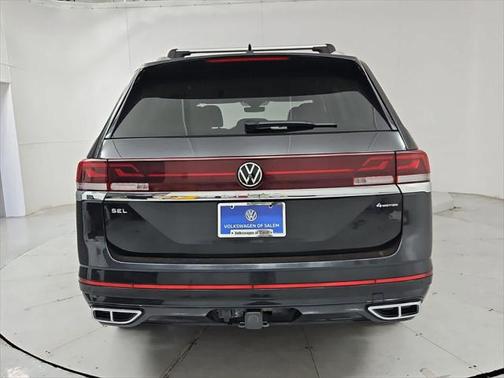 2024 Volkswagen Atlas 2.0T SEL Premium R-Line 4MOTION