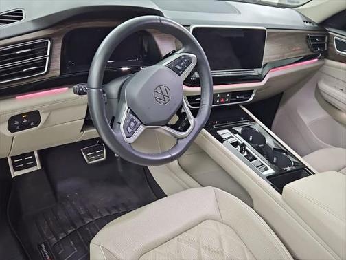 2024 Volkswagen Atlas 2.0T SEL Premium R-Line 4MOTION