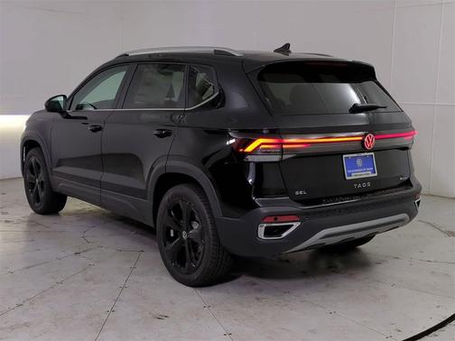2025 Volkswagen Taos 1.5T SEL