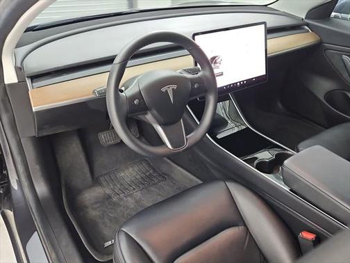 2019 Tesla Model 3 Standard Range