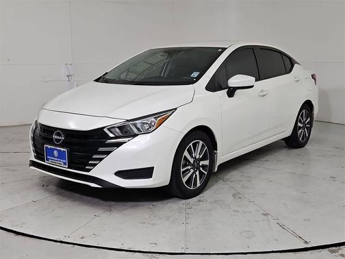2024 Nissan Versa 1.6 SV