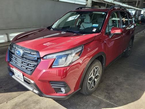 2022 Subaru Forester Premium