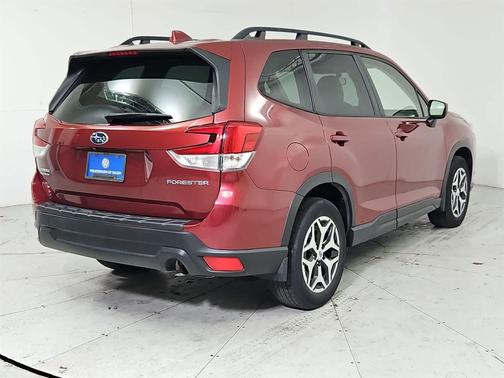 2022 Subaru Forester Premium