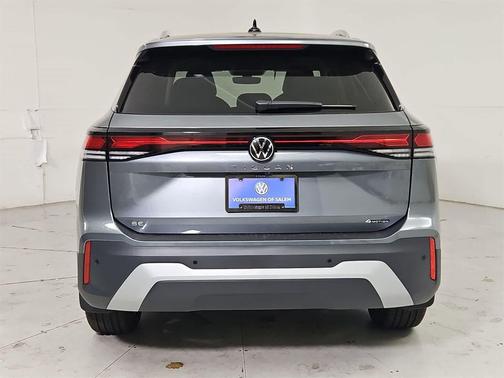 2025 Volkswagen Tiguan 2.0T SE 4MOTION