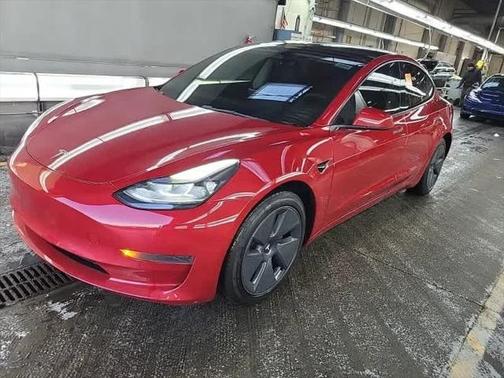 2022 Tesla Model 3 Standard Range