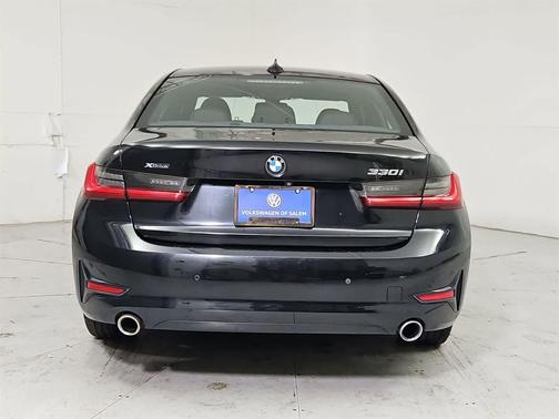 2019 BMW 330 xDrive