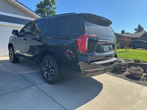 2021 GMC Yukon 4WD AT4