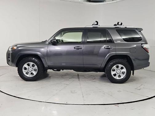 Magnetic Gray Metallic 2018 Toyota 4Runner SR5 Premium
