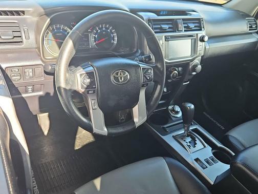 Magnetic Gray Metallic 2018 Toyota 4Runner SR5 Premium