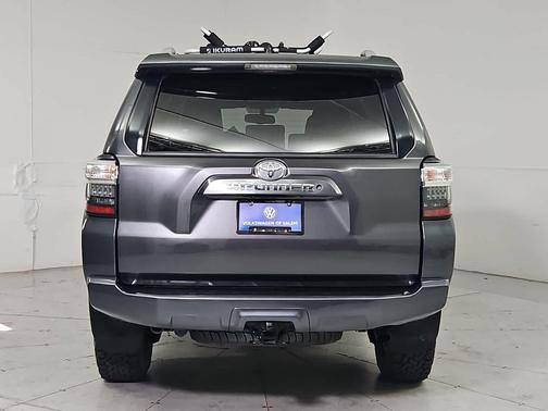 Magnetic Gray Metallic 2018 Toyota 4Runner SR5 Premium