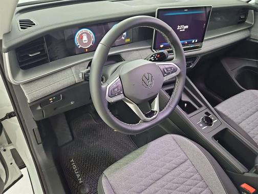 2025 Volkswagen Tiguan 2.0T S 4MOTION